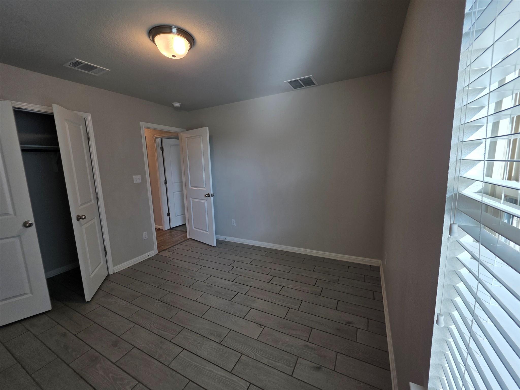 19024 Kimberlite Dr Property Photo 12