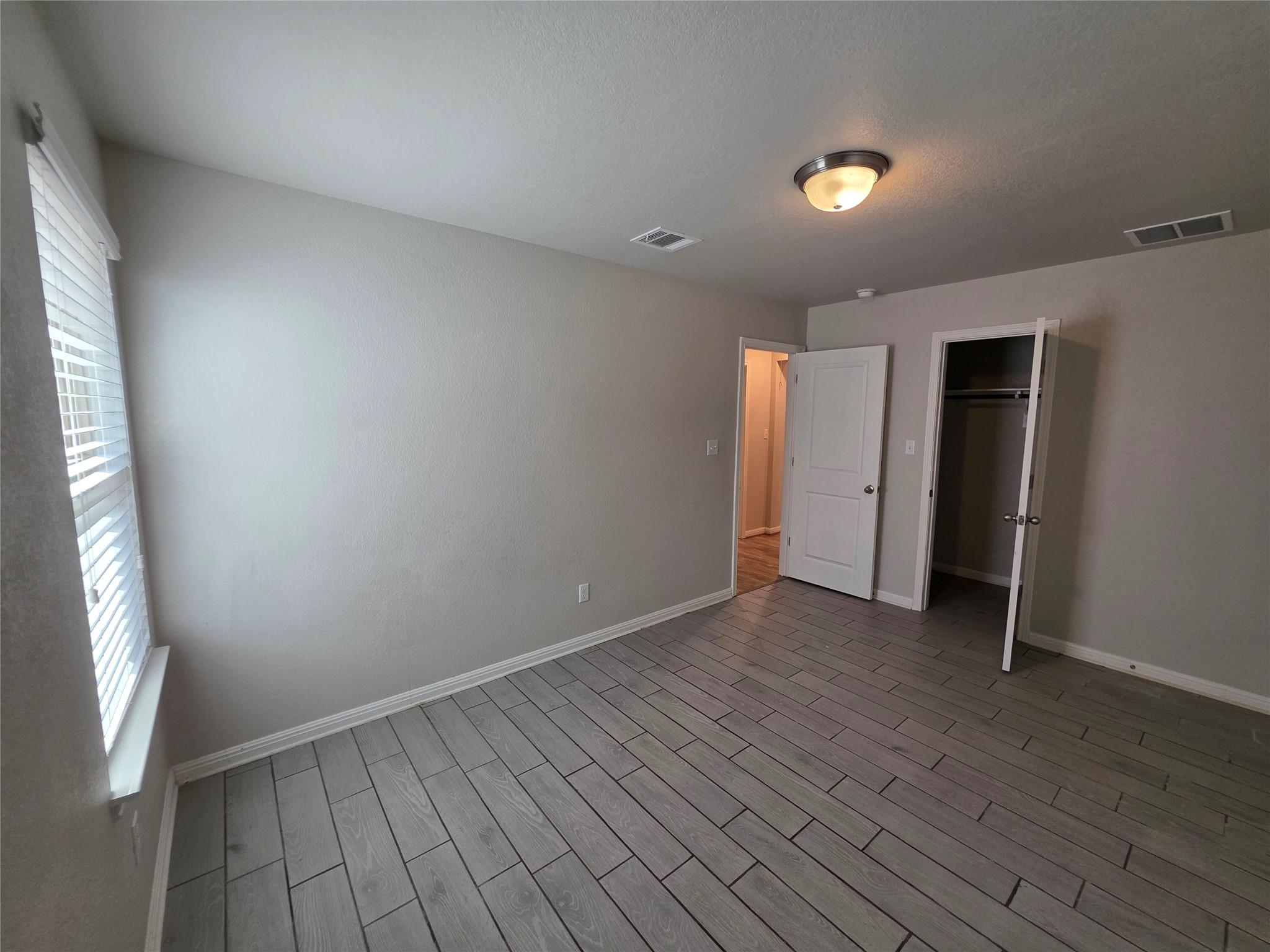 19024 Kimberlite Dr Property Photo 15