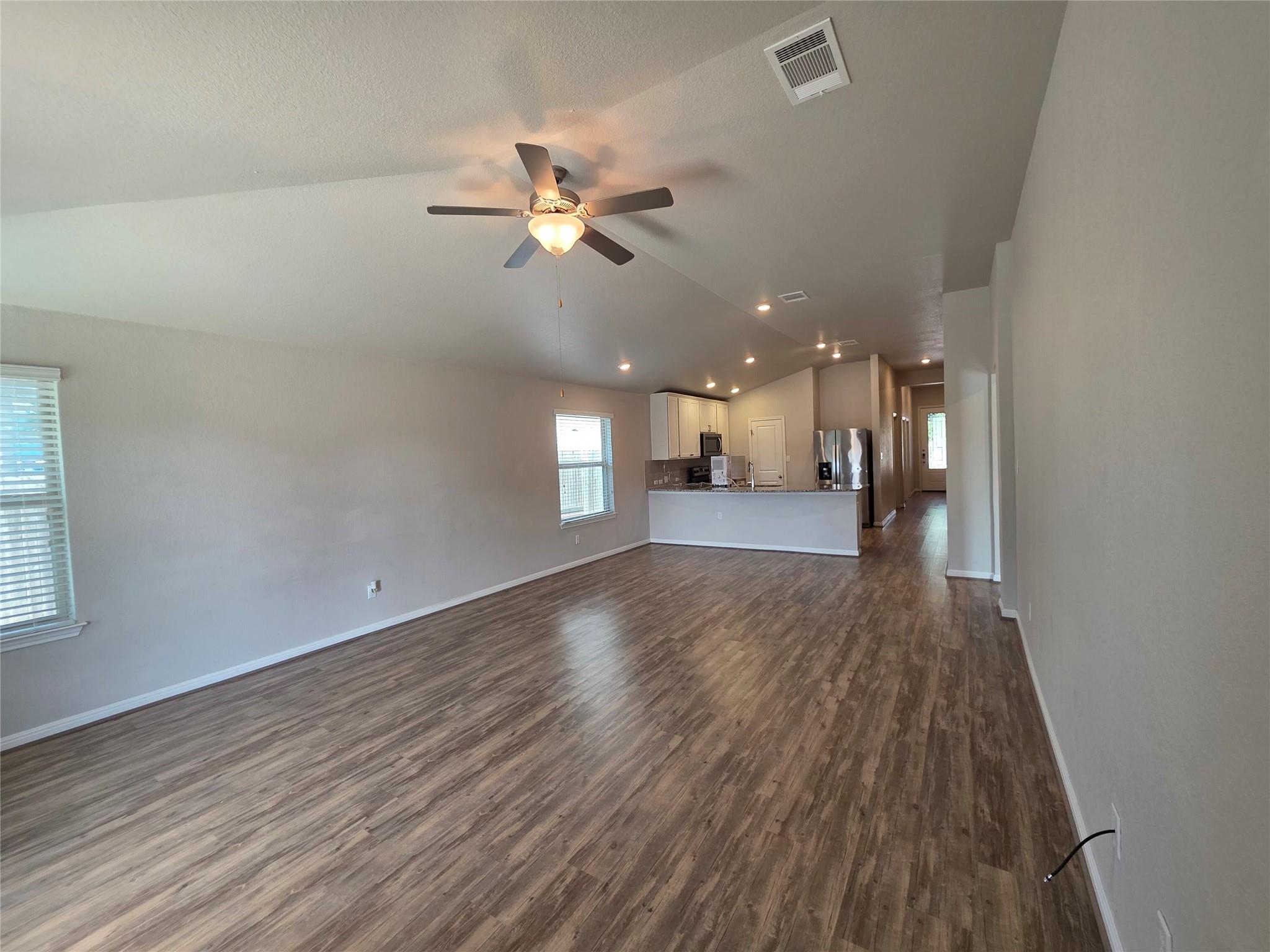 19024 Kimberlite Dr Property Photo 18