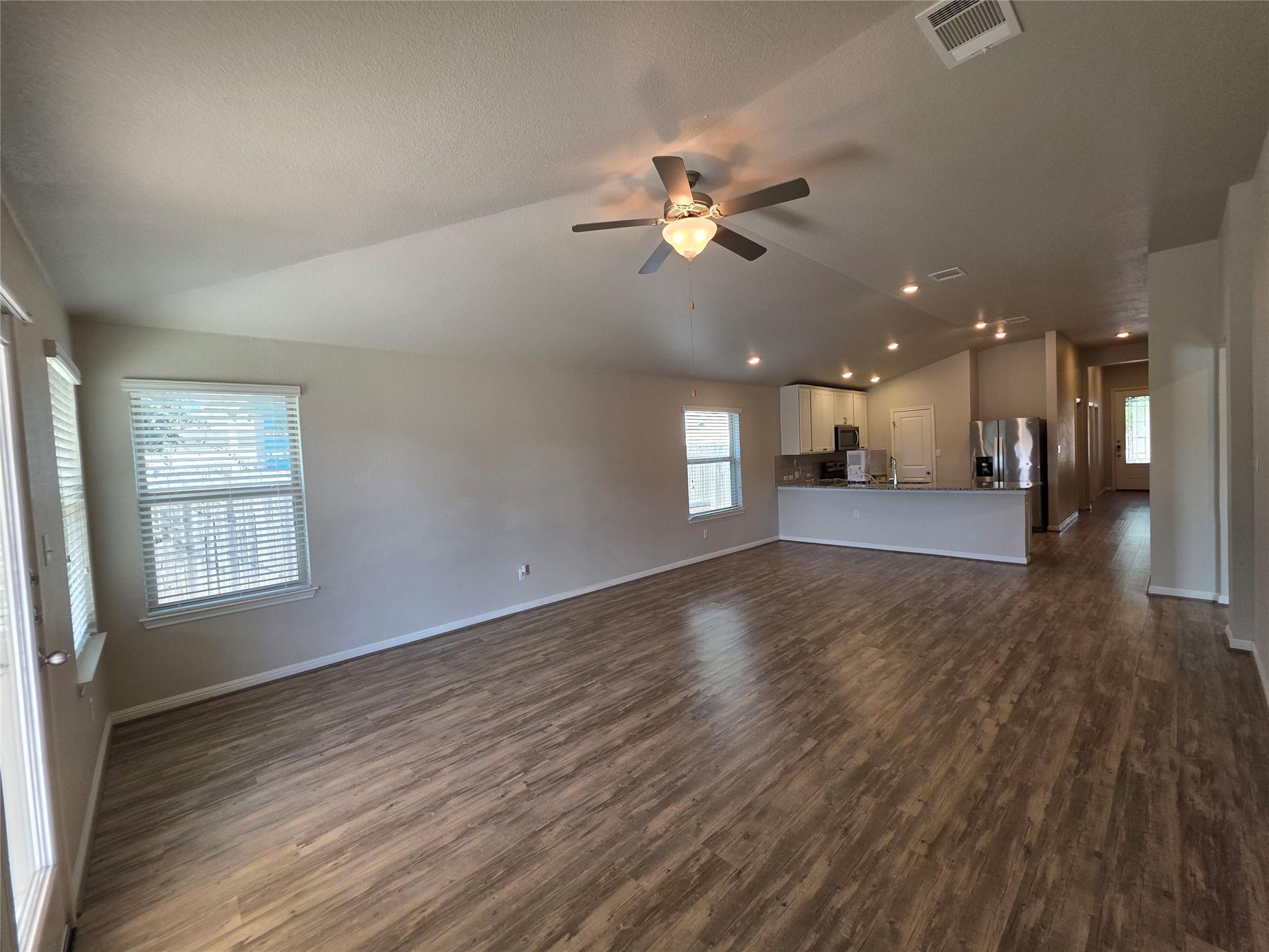 19024 Kimberlite Dr Property Photo 19