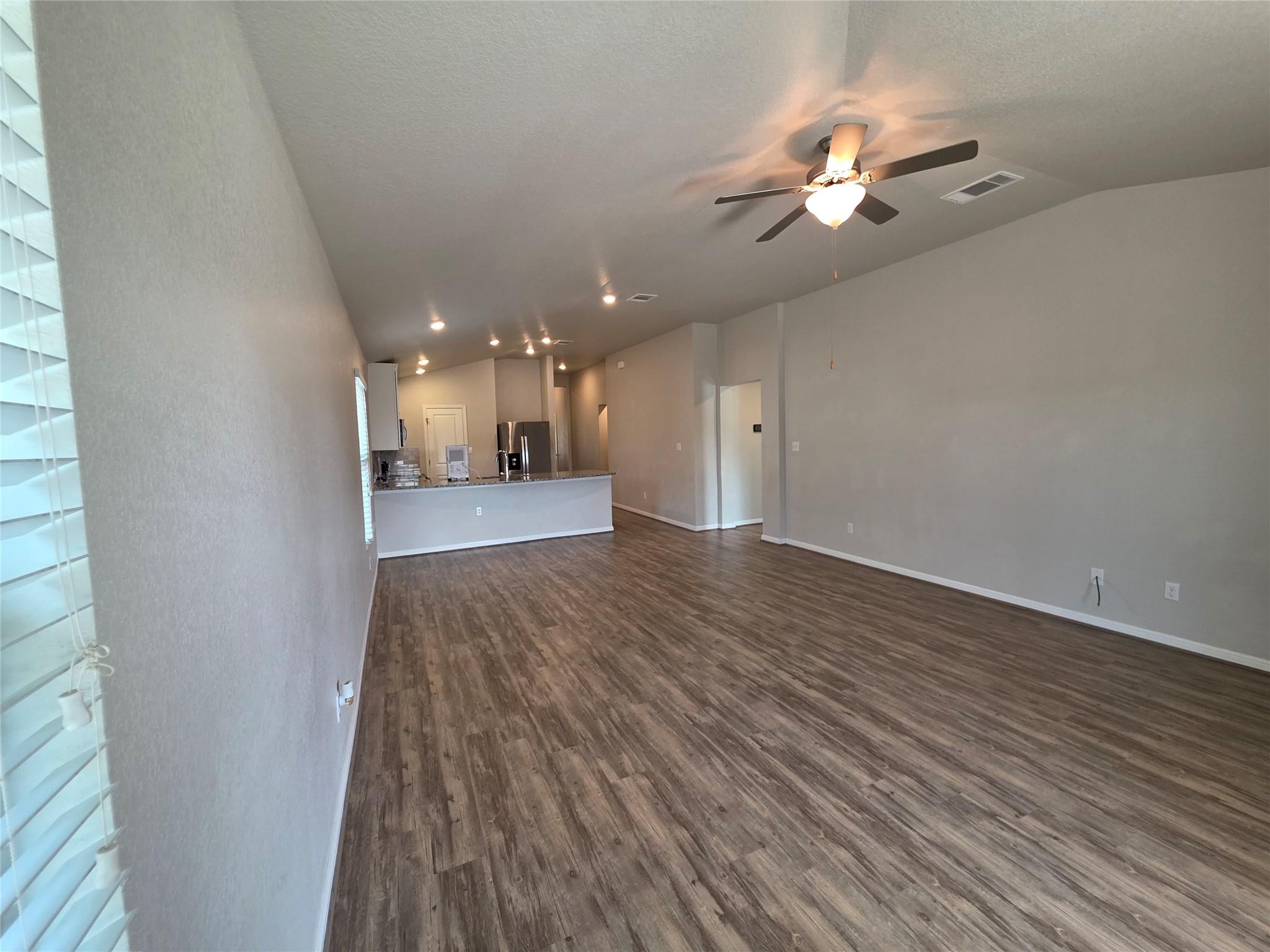 19024 Kimberlite Dr Property Photo 20