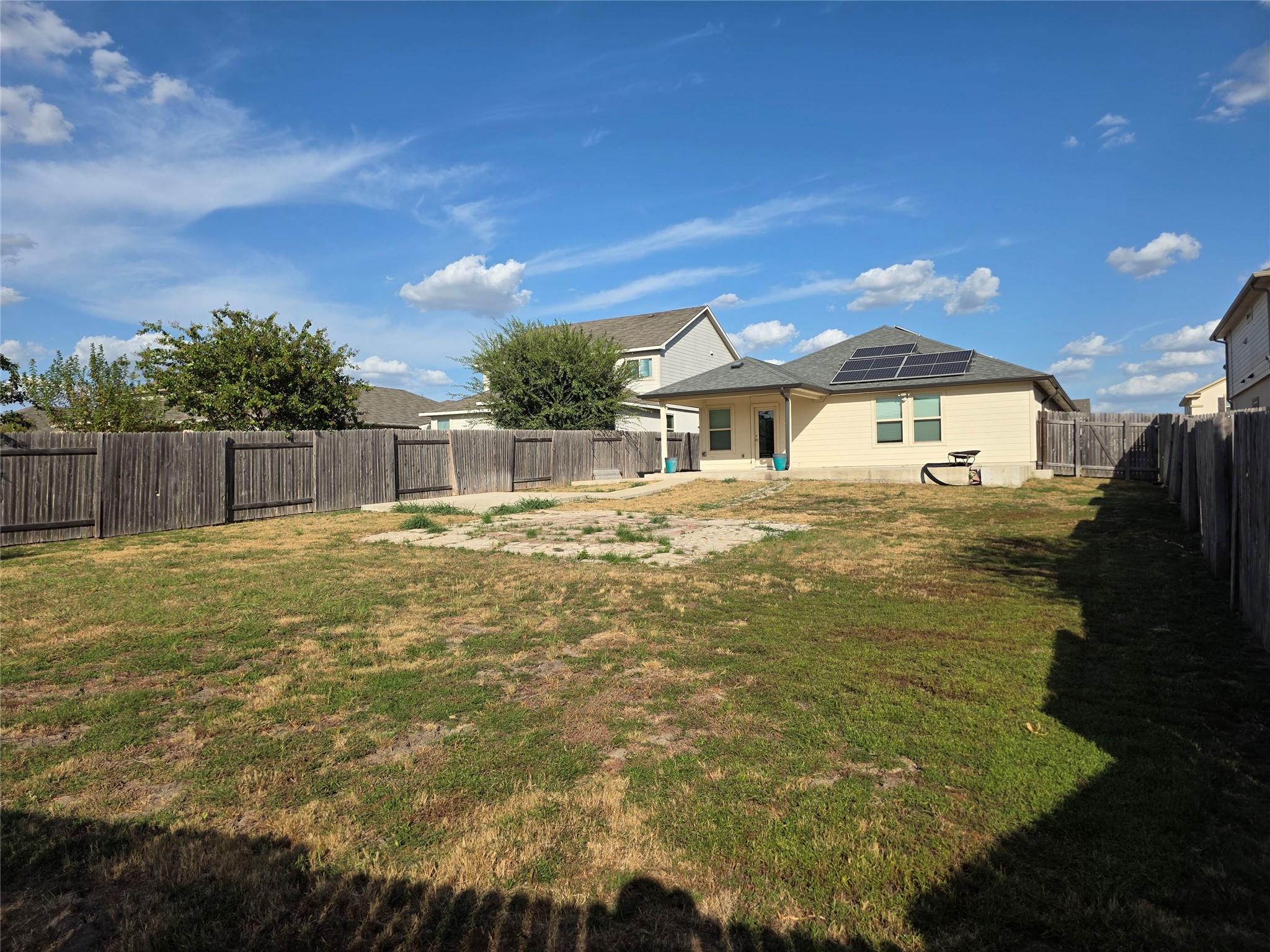 19024 Kimberlite Dr Property Photo 32