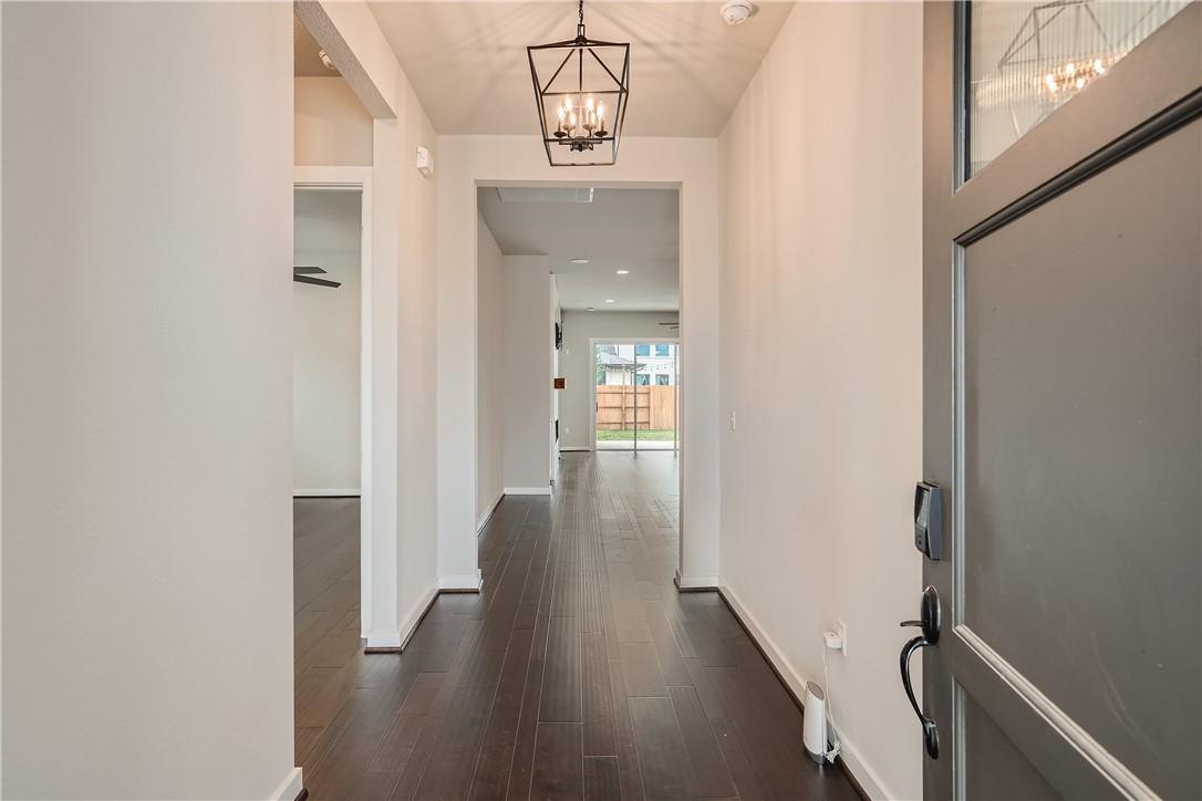 8304 Petronas Pass Property Photo 3