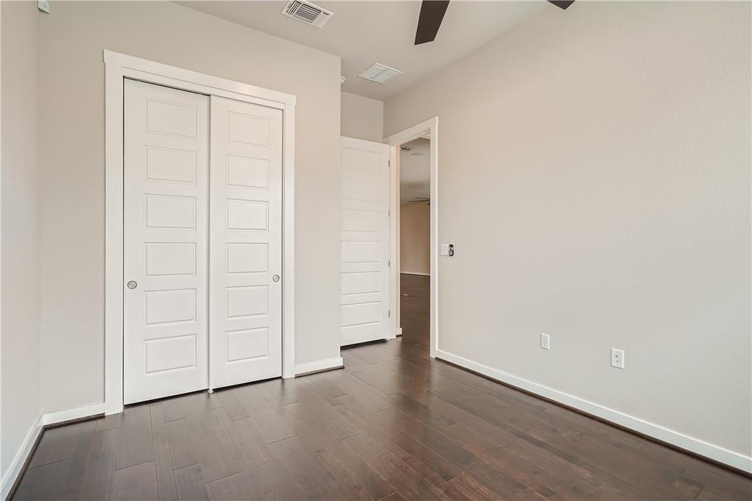 8304 Petronas Pass Property Photo 20