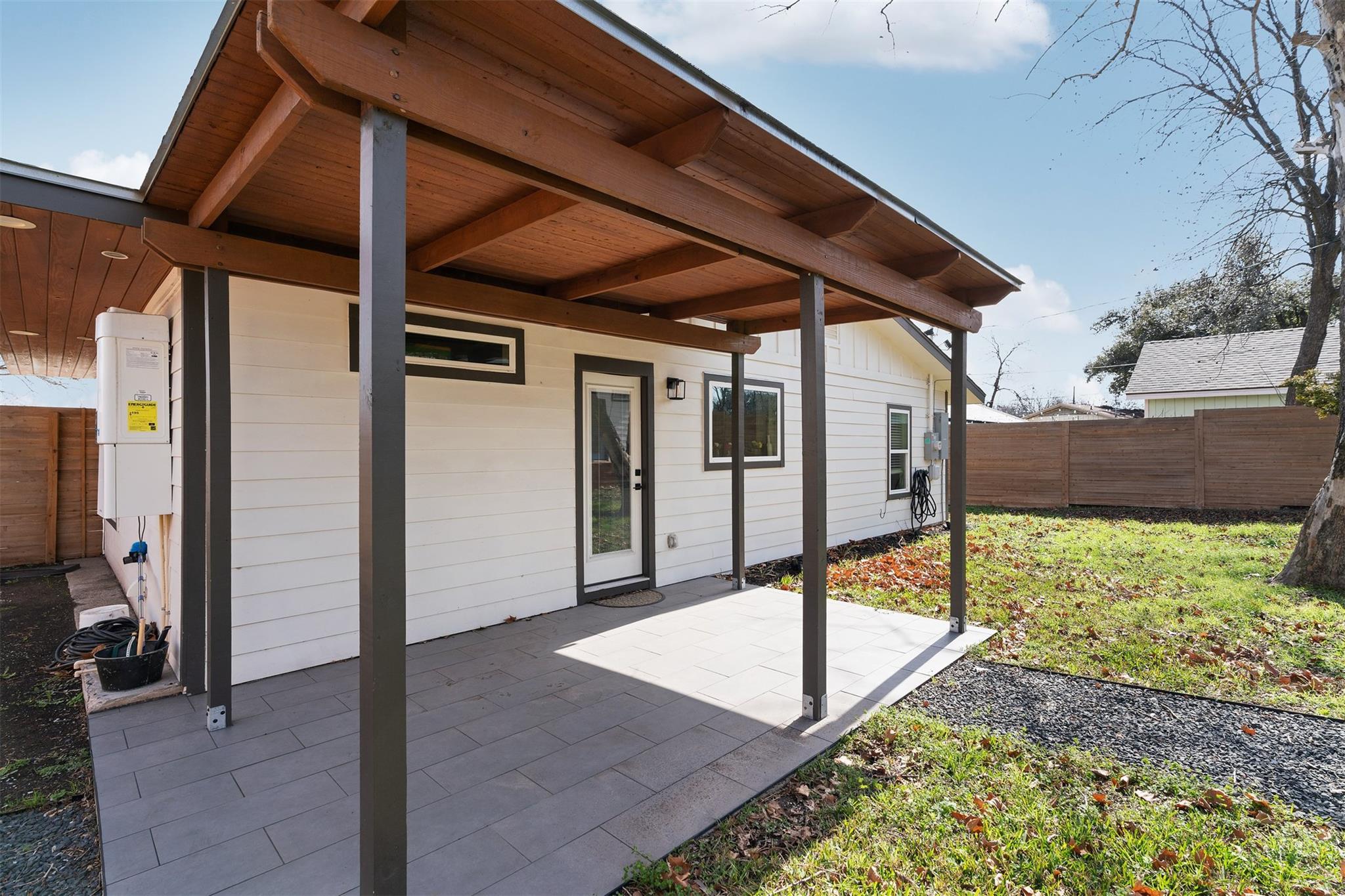 8516 Contour Dr Property Photo 23