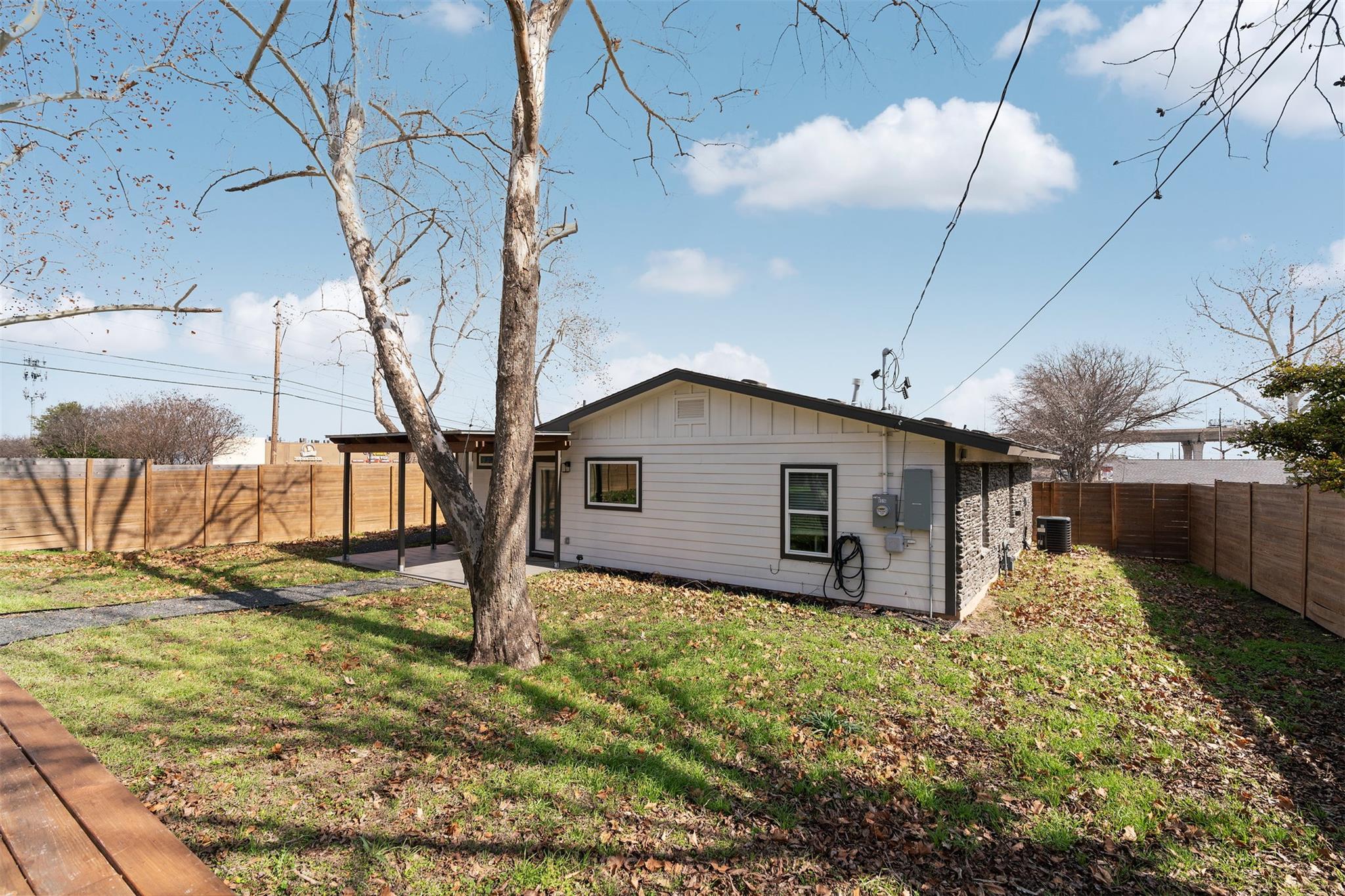 8516 Contour Dr Property Photo 27