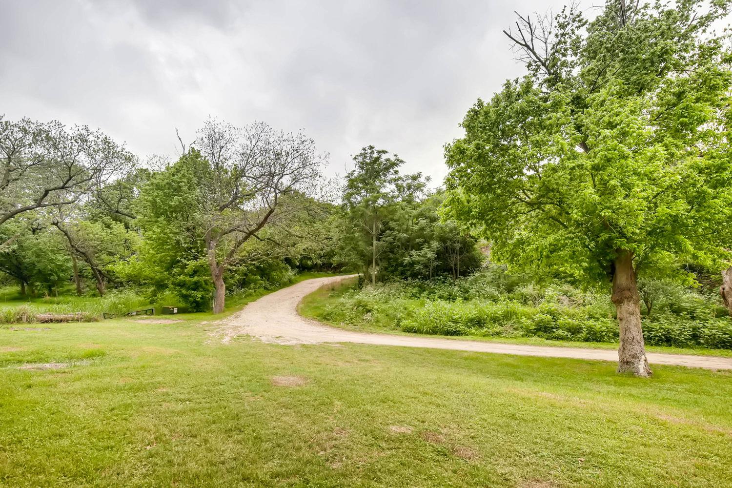 1390 Ervendberg Property Photo 14