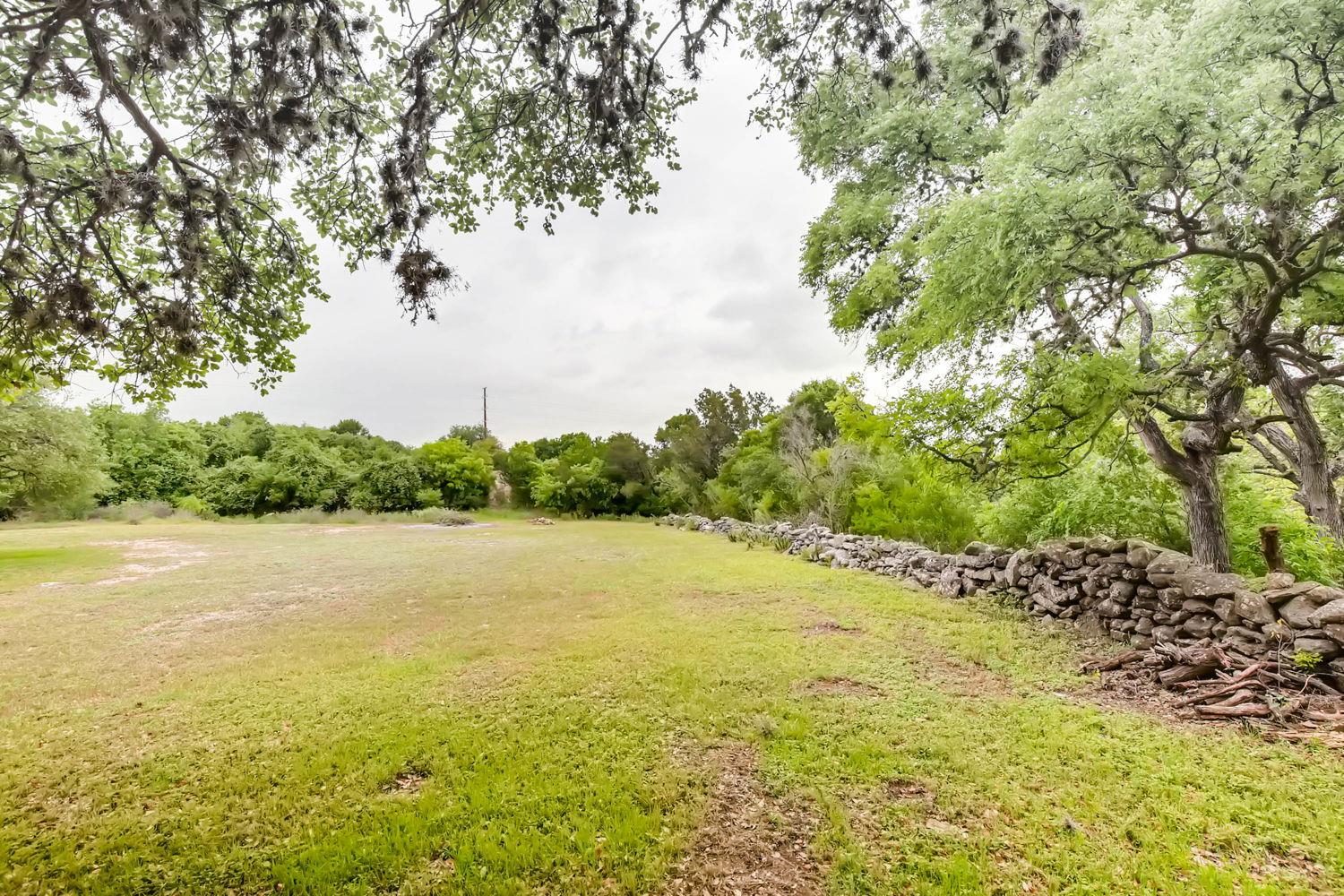 1390 Ervendberg Property Photo 18
