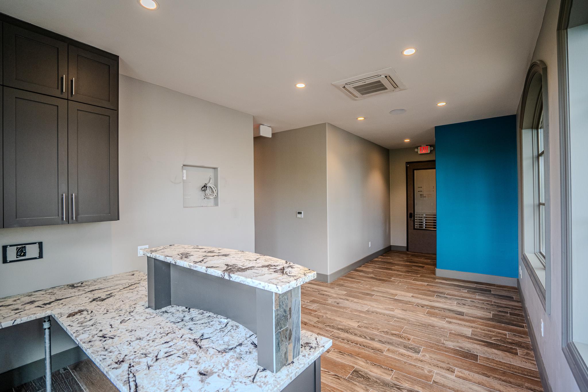 2220 Lakeway Blvd #120 Property Photo 2