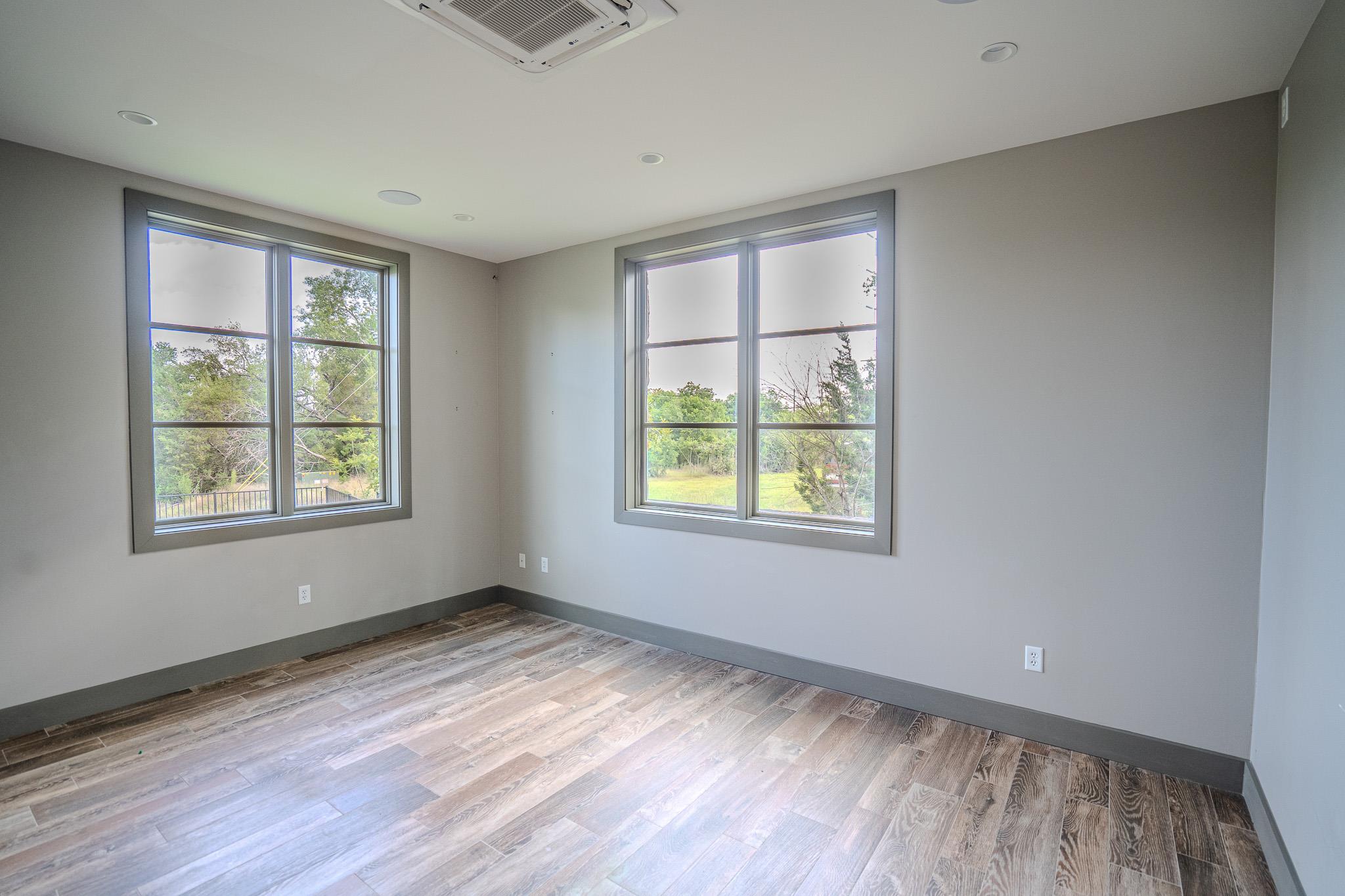 2220 Lakeway Blvd #120 Property Photo 5
