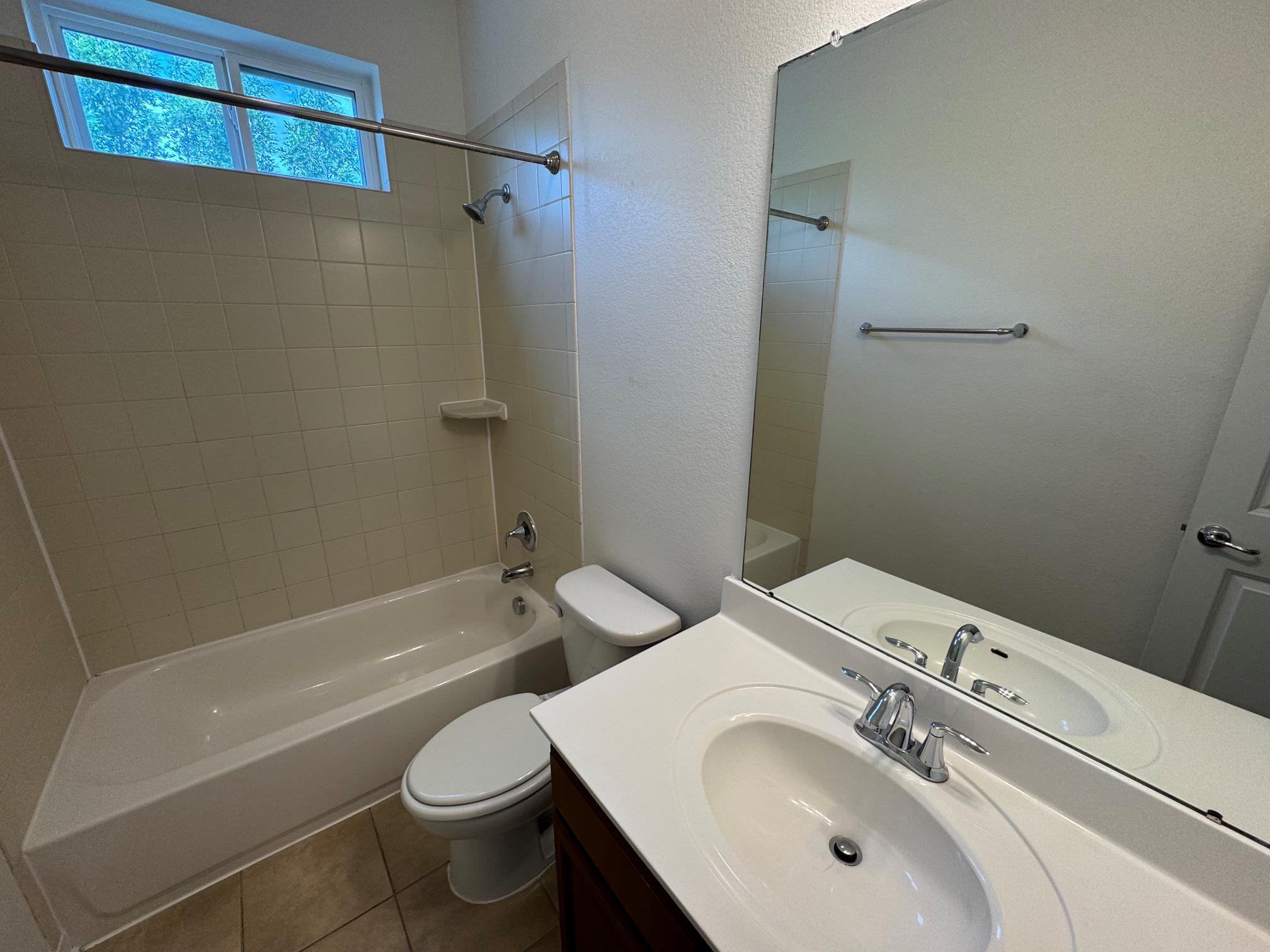 2033 Philomena St Property Photo 15