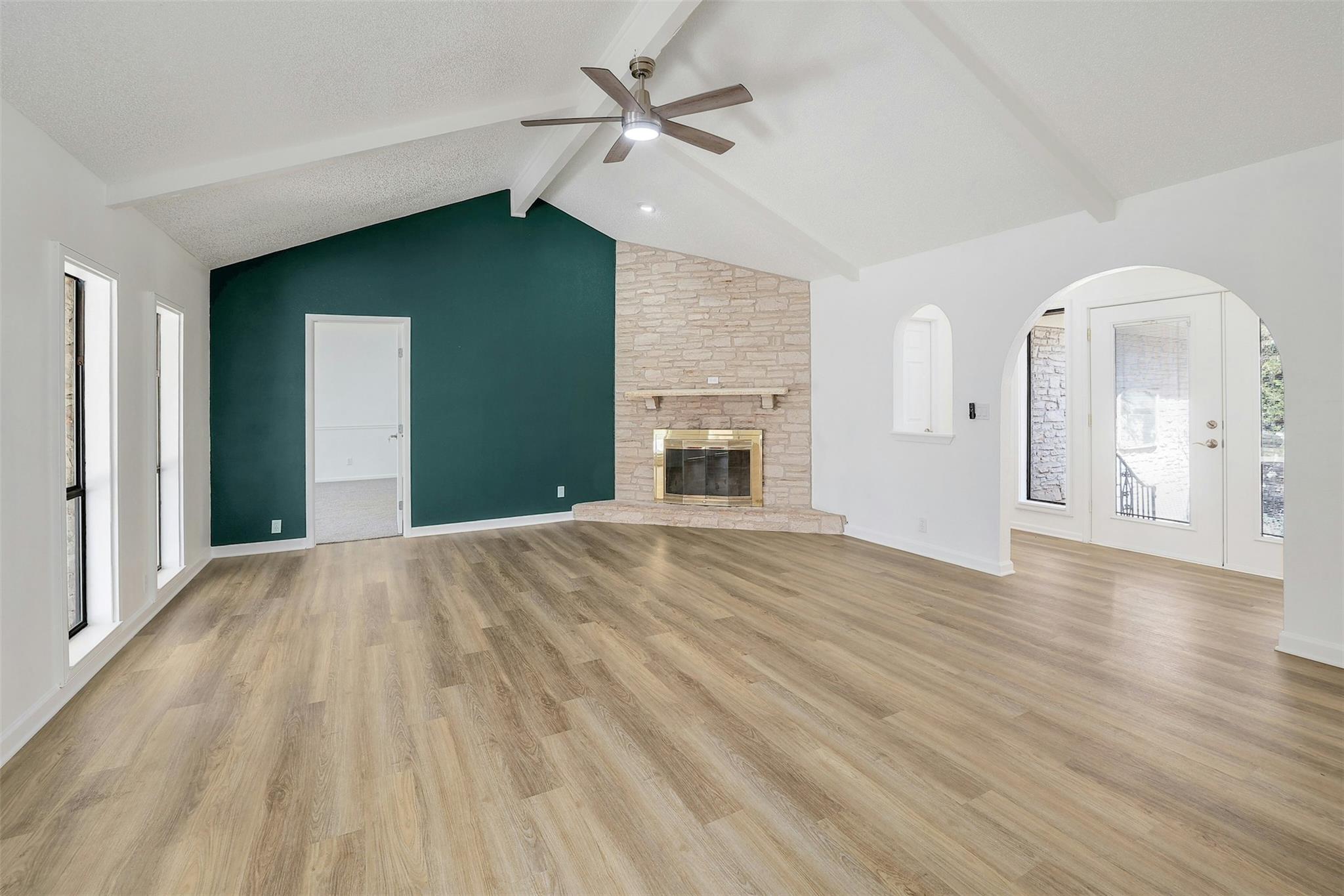3902 Sequoia Trl Property Photo 5