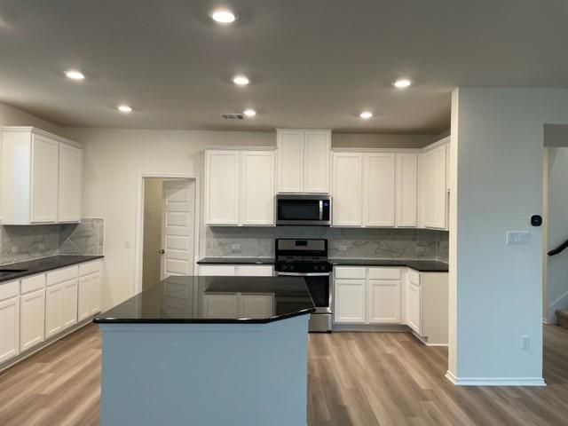 4519 Avellino Dr Property Photo 11
