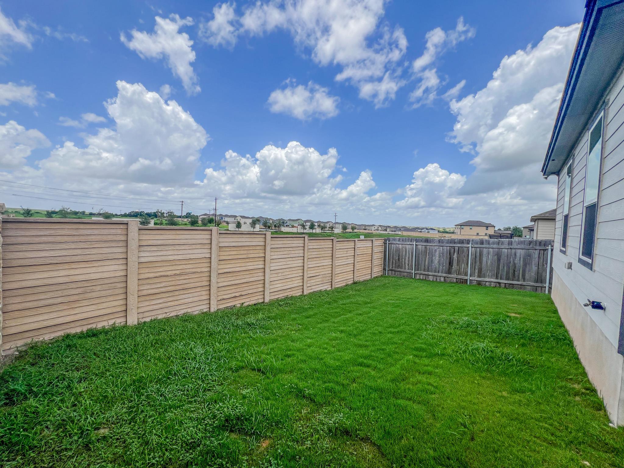 512 Barbary Coast Ln Property Photo 20