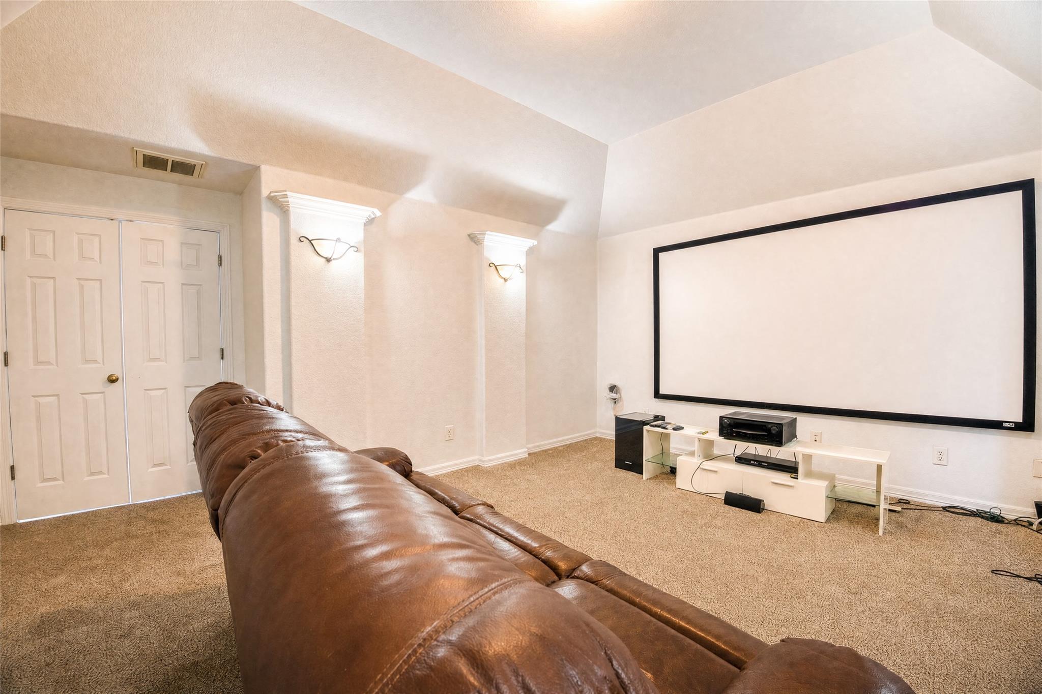 2260 Fernspring Dr Property Photo 3