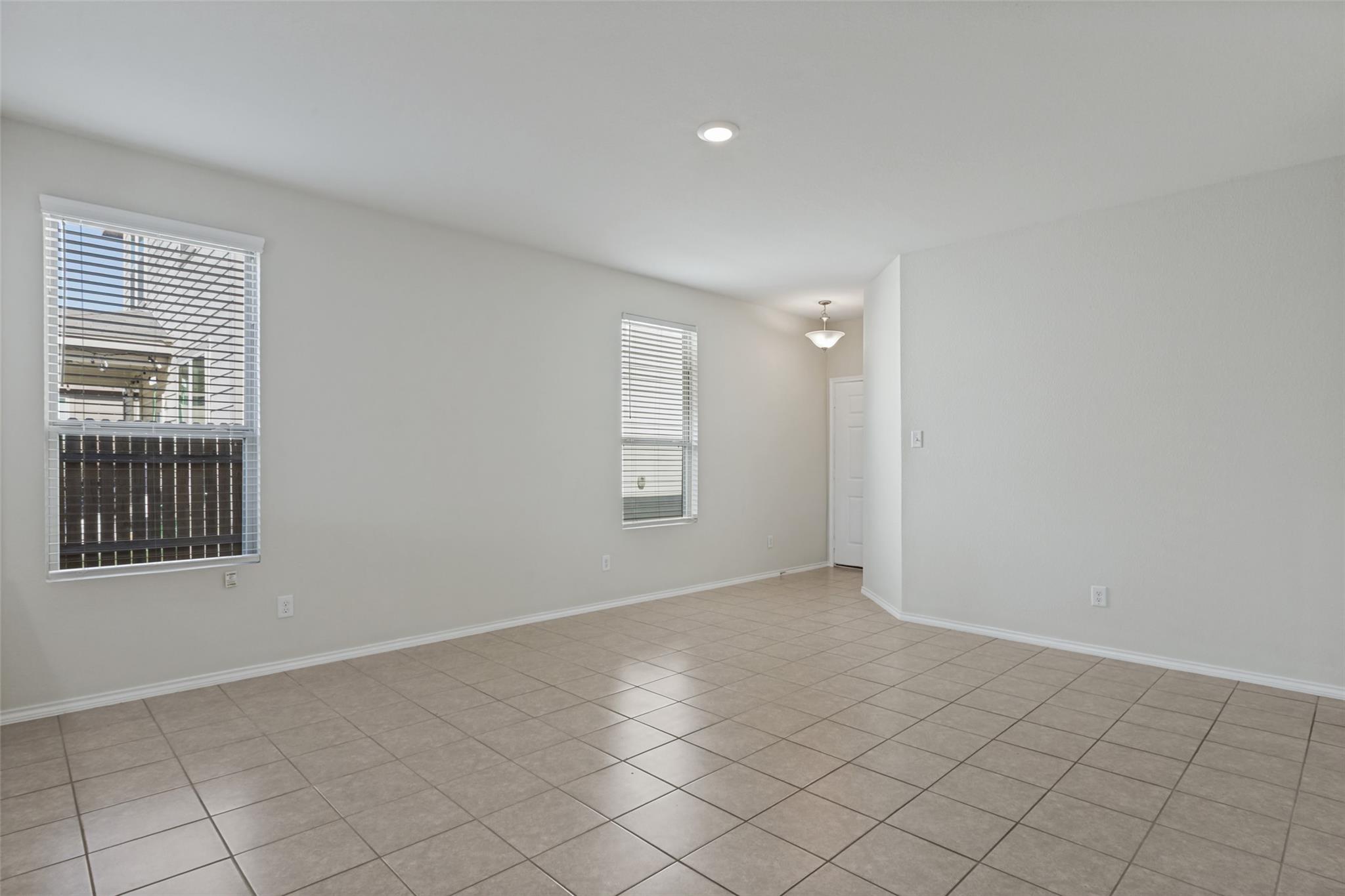137 Miracle Dr Property Photo 5