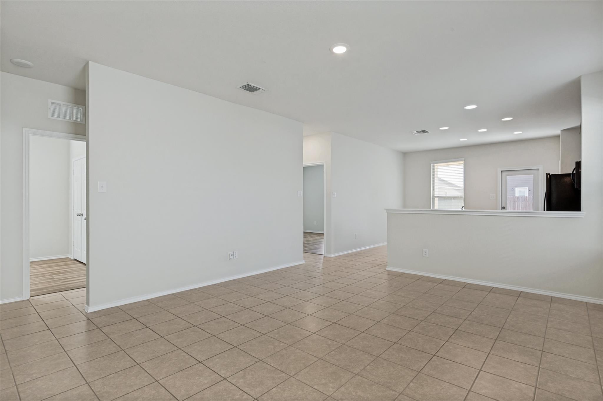 137 Miracle Dr Property Photo 7