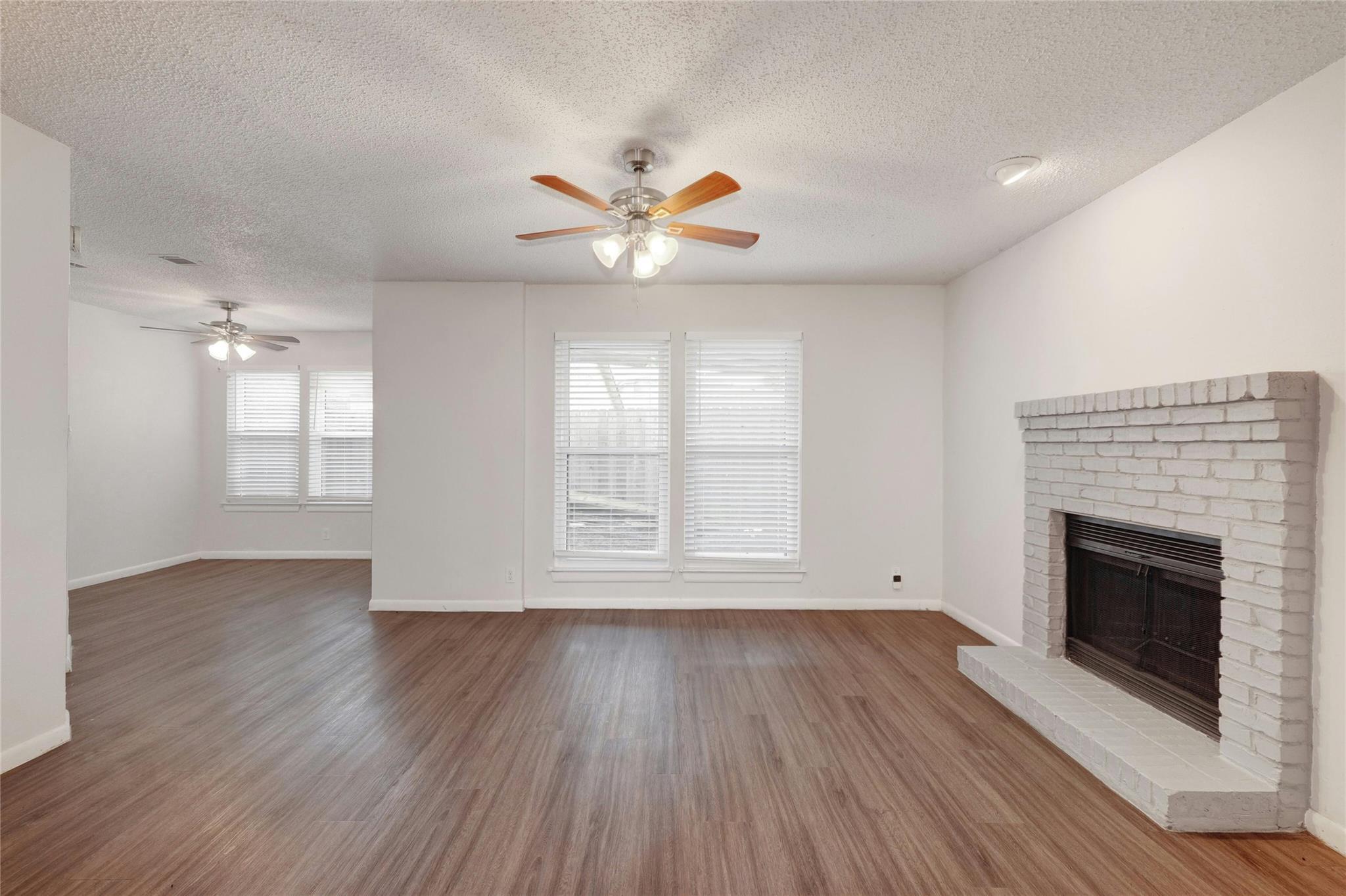11406 Ptarmigan Dr #b Property Photo 6