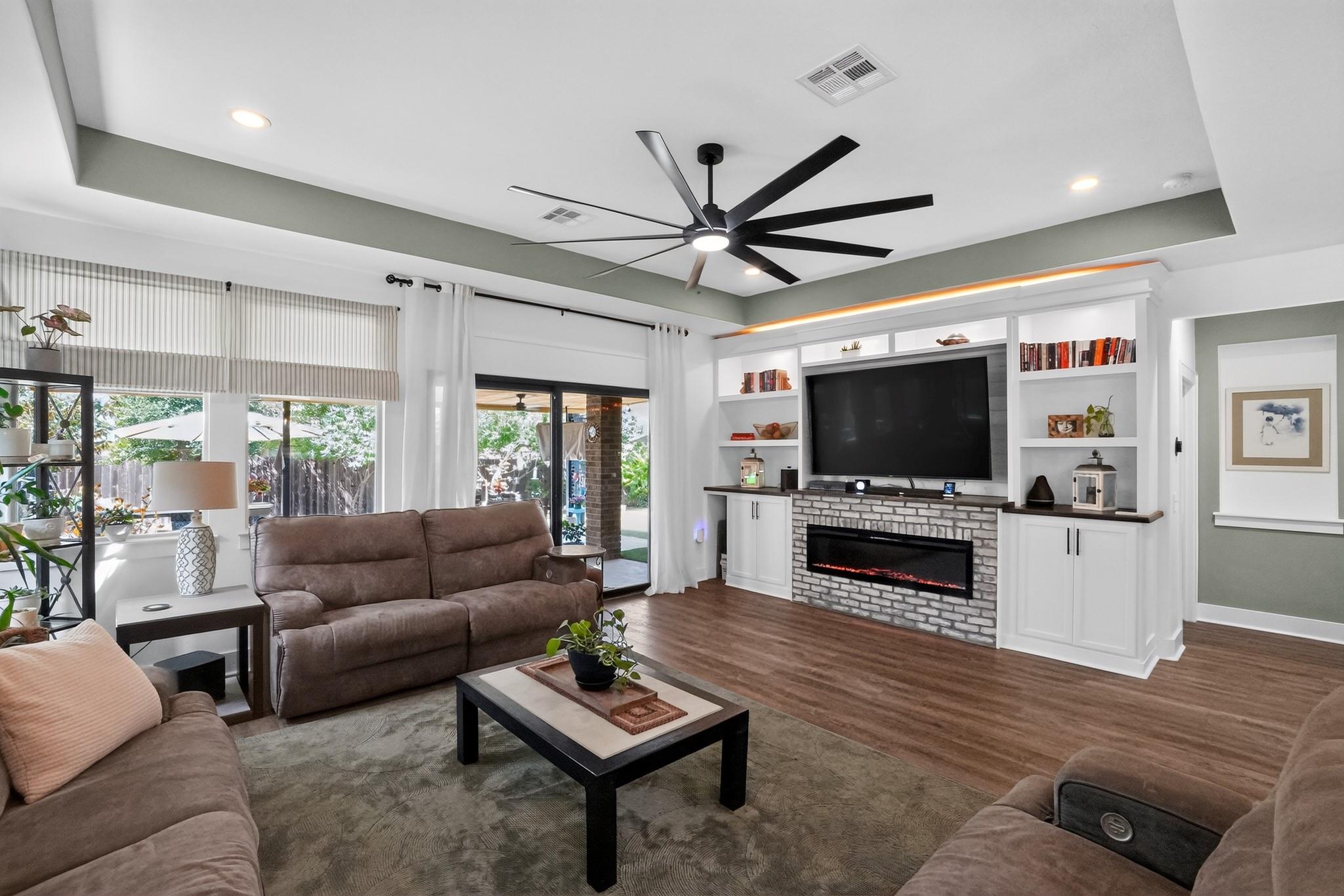 16420 Marcello Dr Property Photo 8