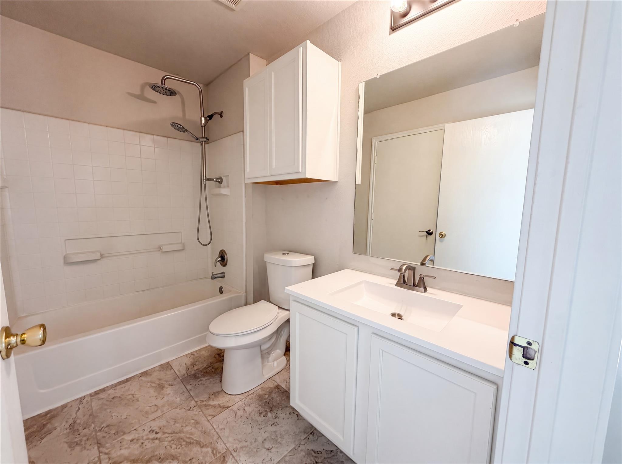1076 Shadow Creek Blvd Property Photo 12