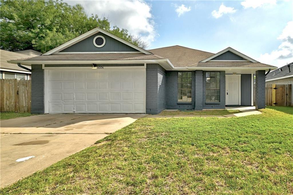 14304 Vandever St Property Photo 1