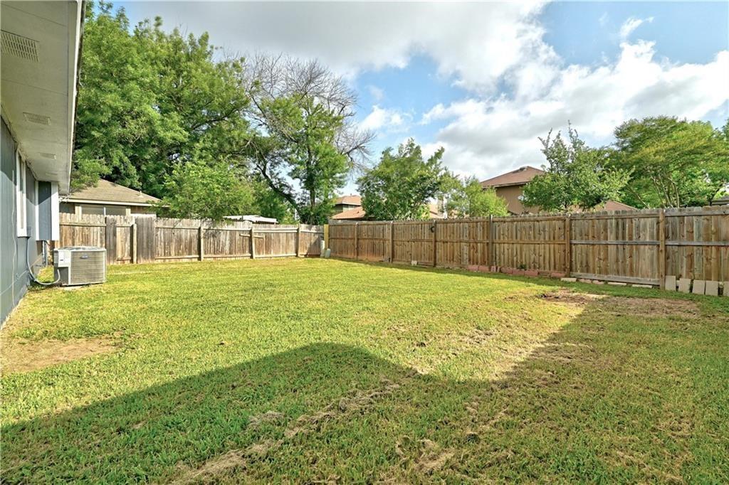 14304 Vandever St Property Photo 24