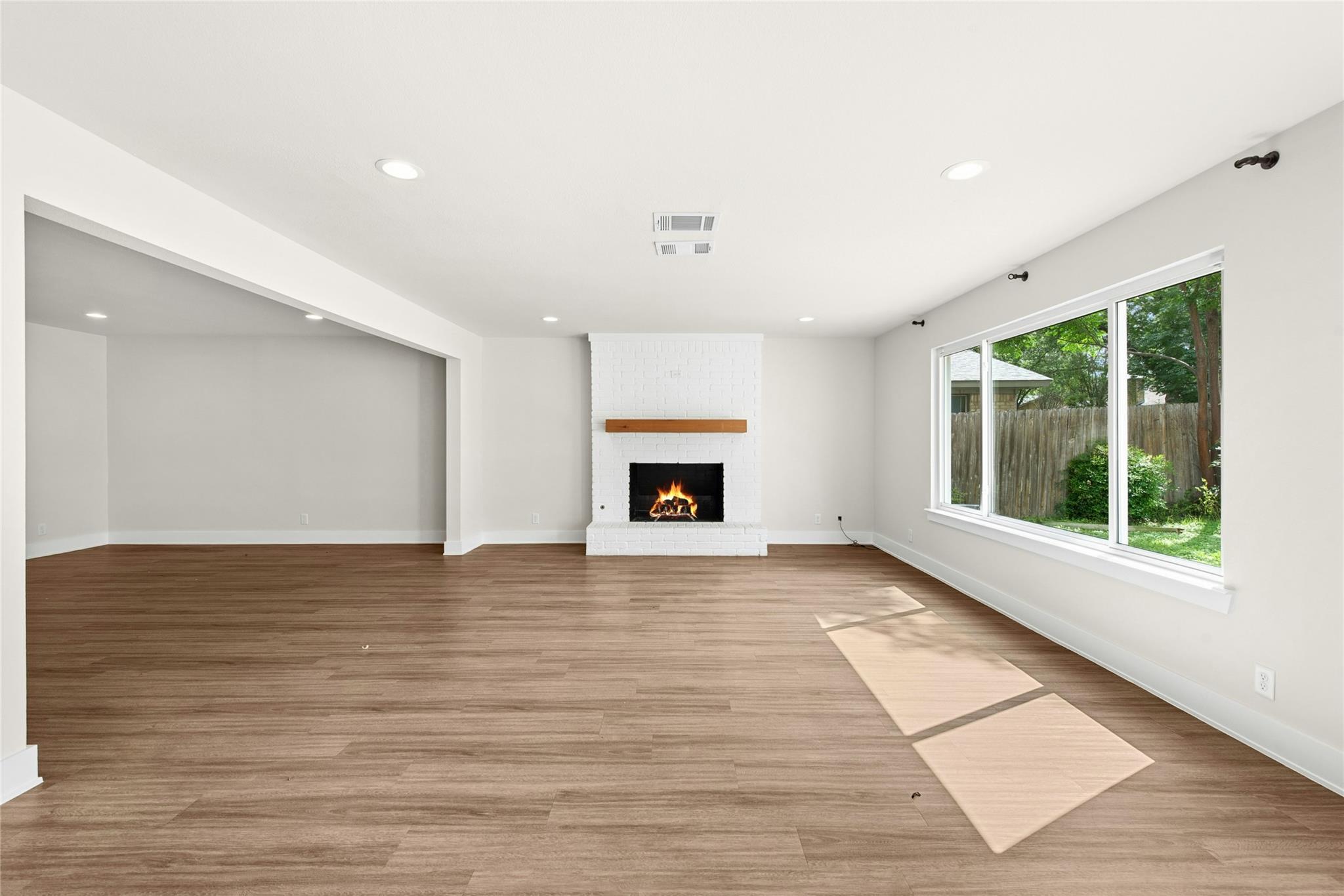 10101 Parkfield Dr Property Photo 12