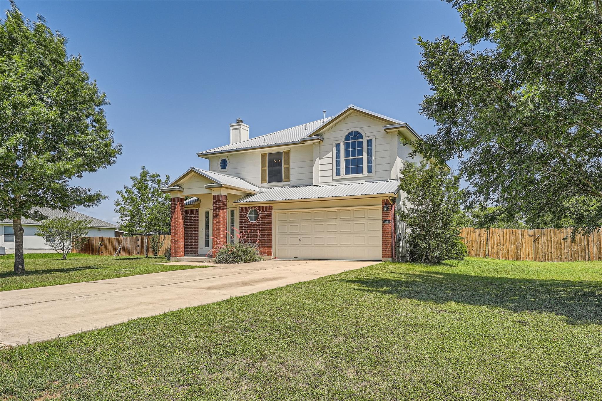 213 Martin Crossing Dr Property Photo