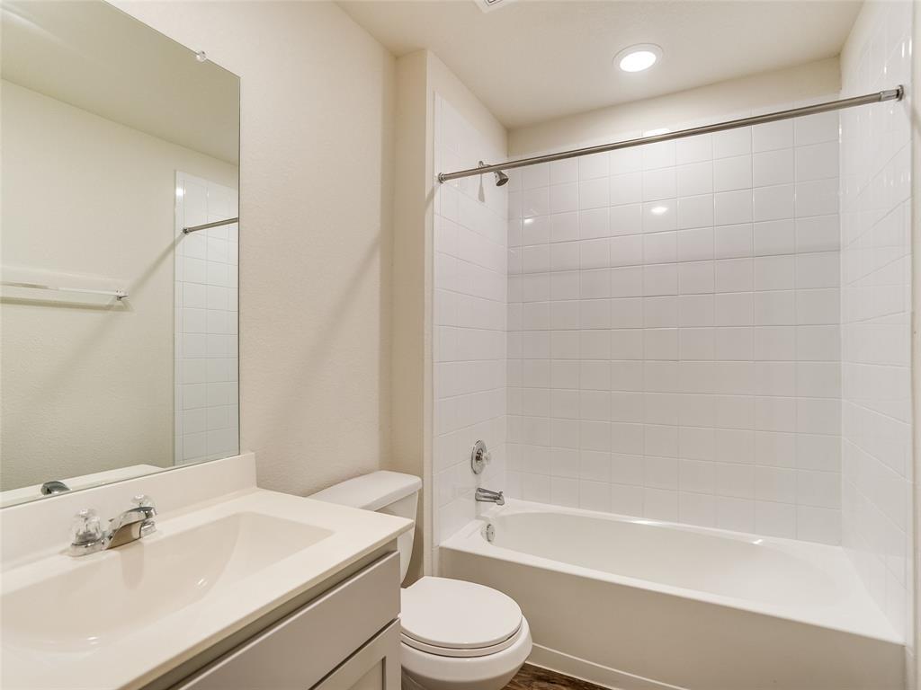 383 Sickle Loop Property Photo 24