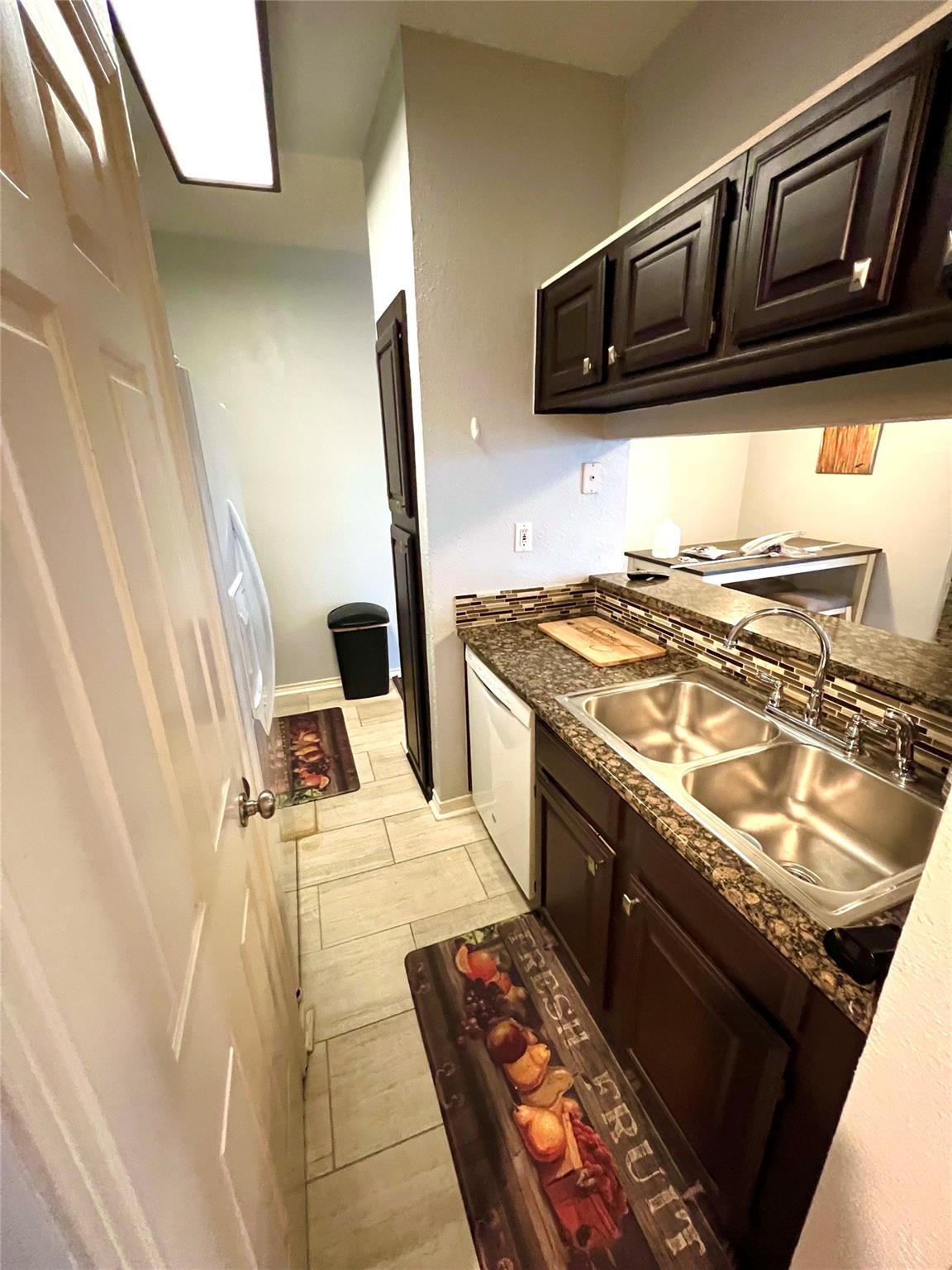 3001 Cedar St #a-212 Property Photo 8