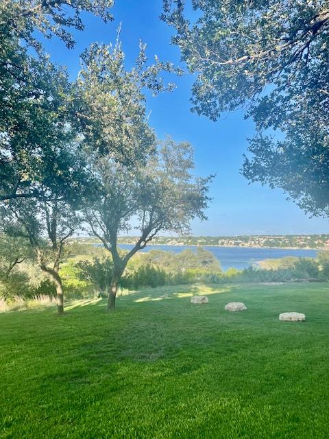 133 Comanche Pt Property Photo 4