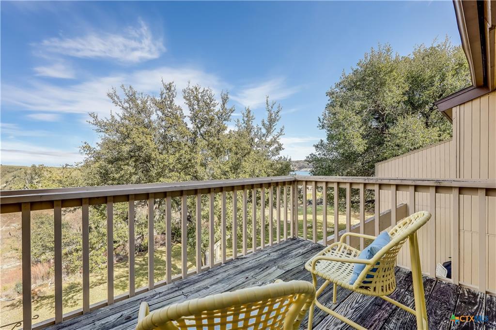 133 Comanche Pt Property Photo 16