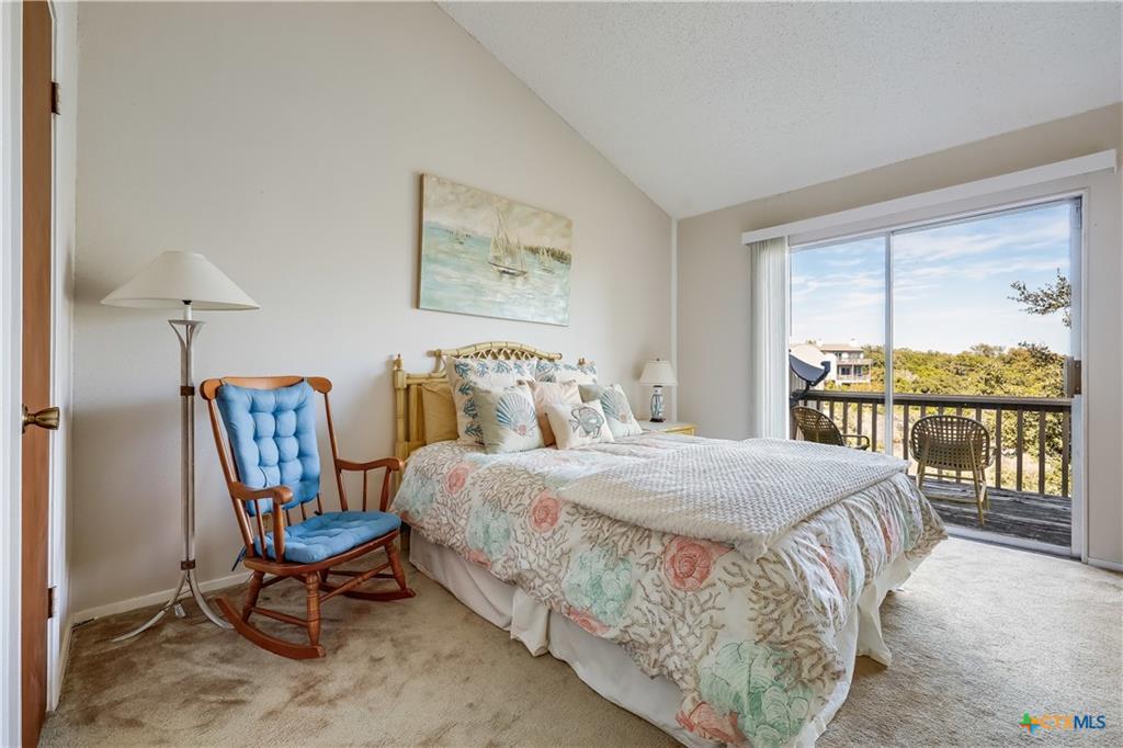 133 Comanche Pt Property Photo 20