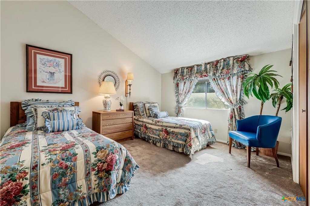 133 Comanche Pt Property Photo 22