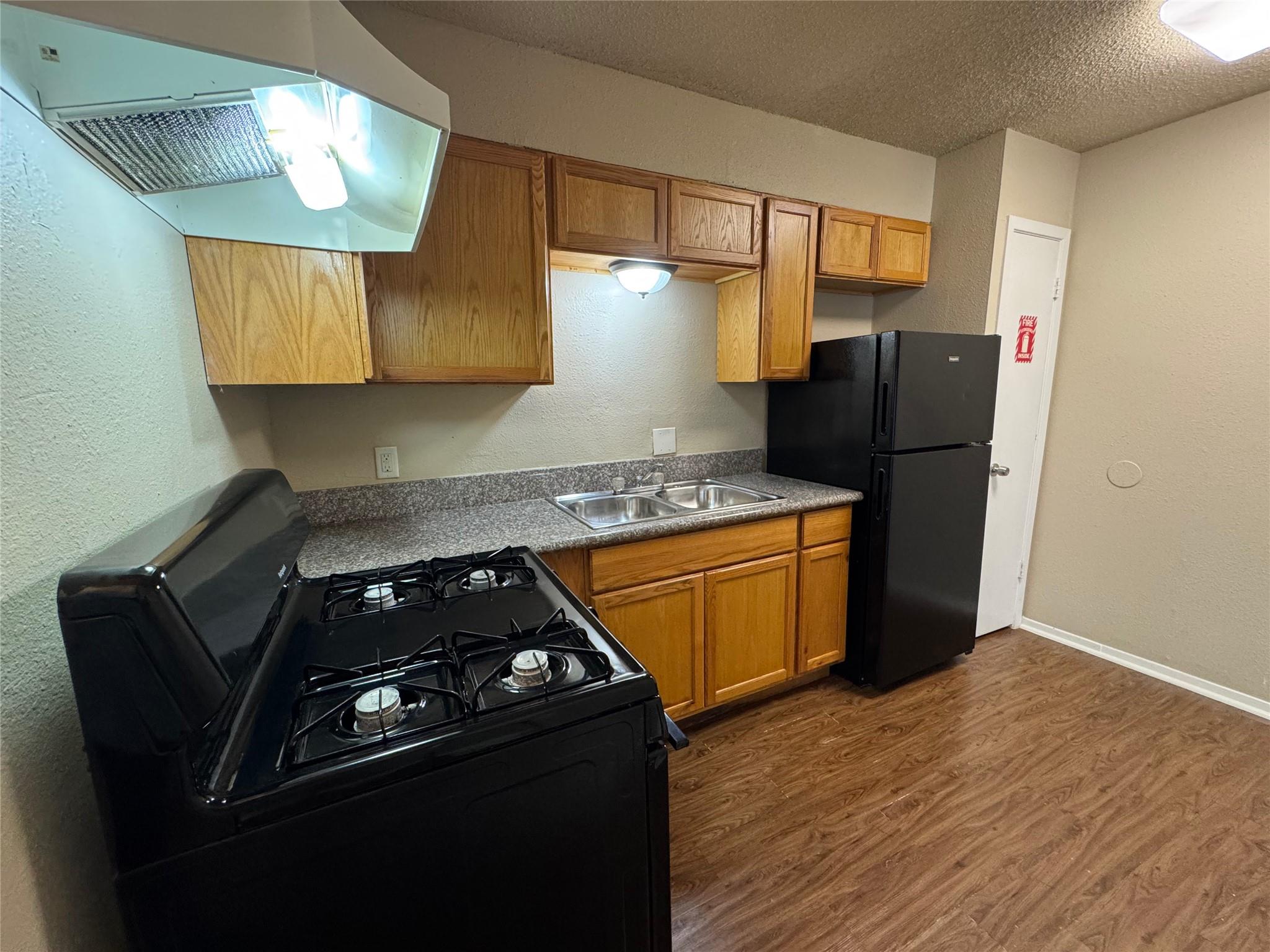 4904 West Wind Trl #103 Property Photo 6