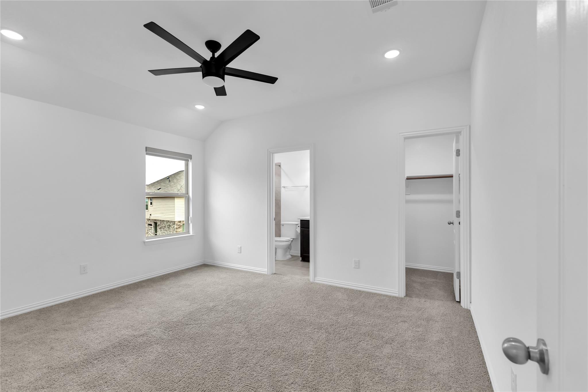 617 Silent Creek Cv Property Photo 28