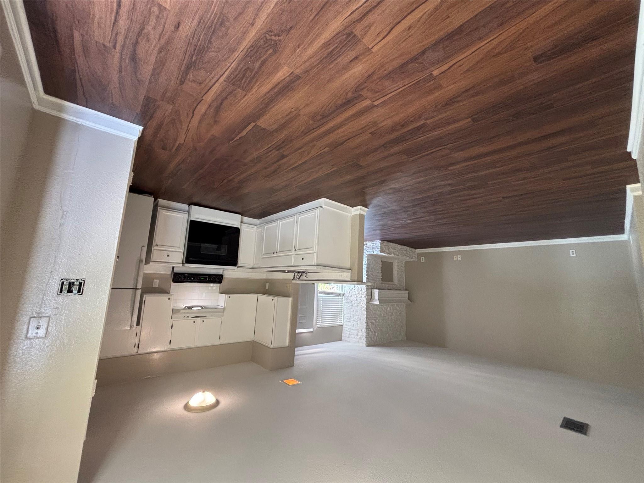 10010 Brownie Dr #c Property Photo 3