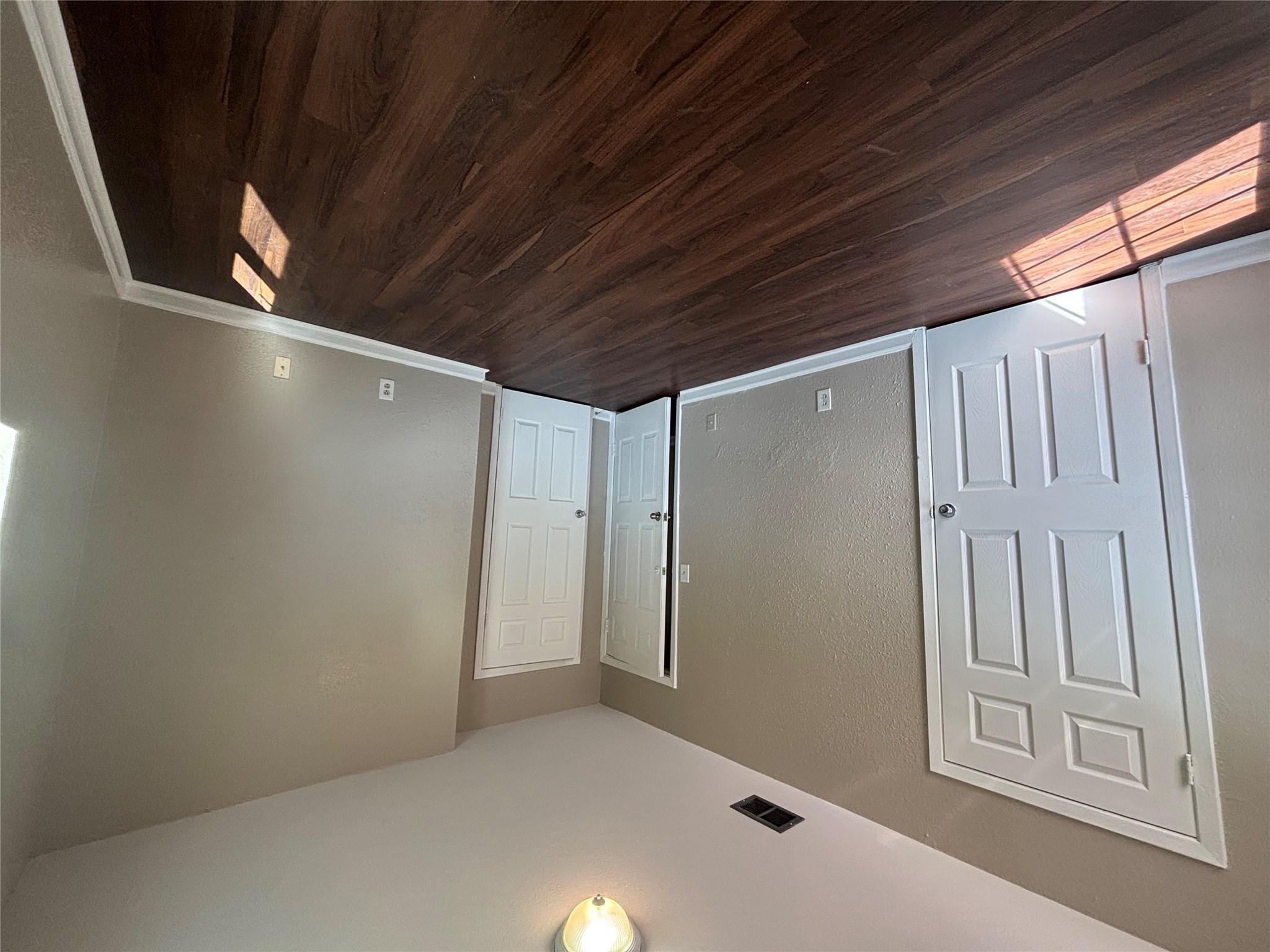 10010 Brownie Dr #c Property Photo 7