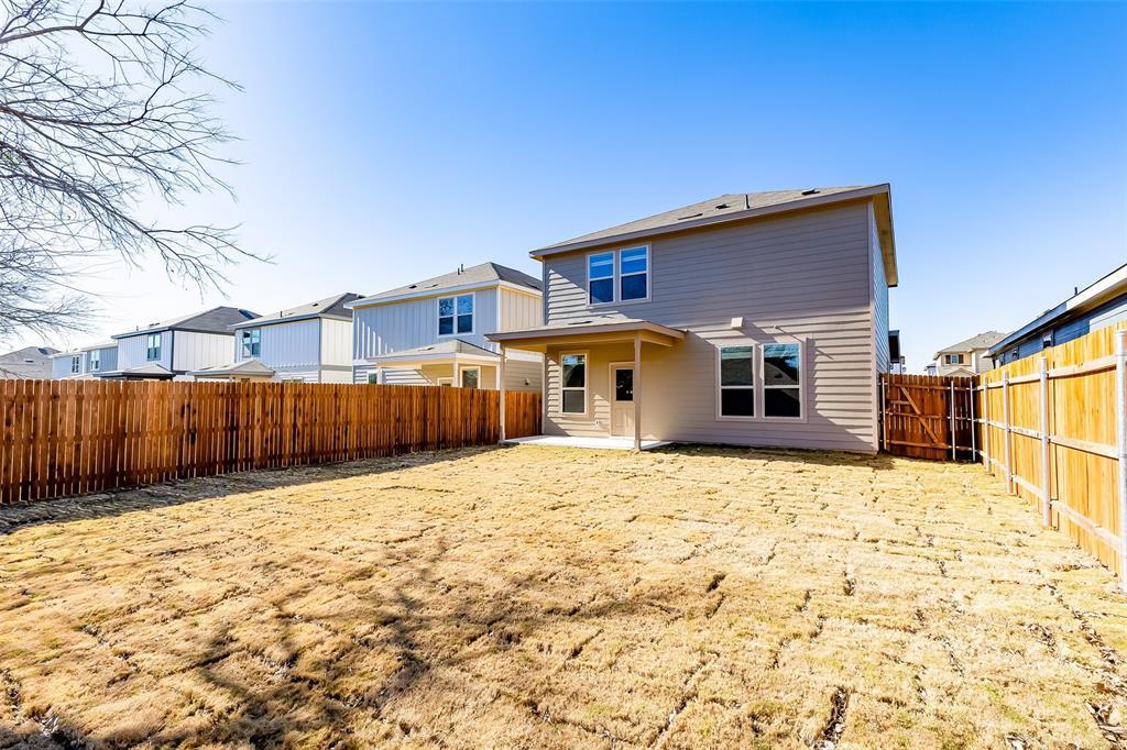 71 Pacific Loon St Property Photo 8