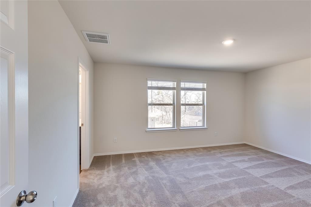 71 Pacific Loon St Property Photo 18