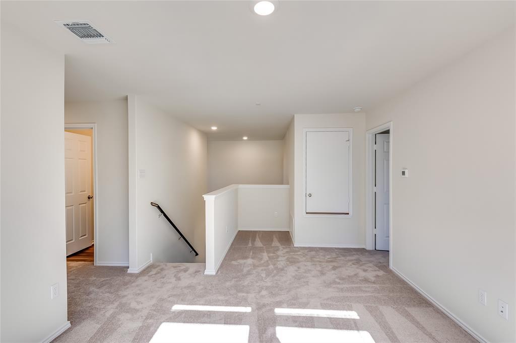 71 Pacific Loon St Property Photo 19
