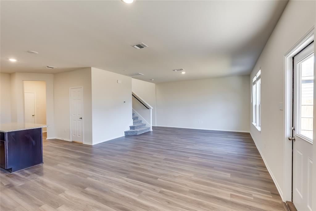 71 Pacific Loon St Property Photo 25