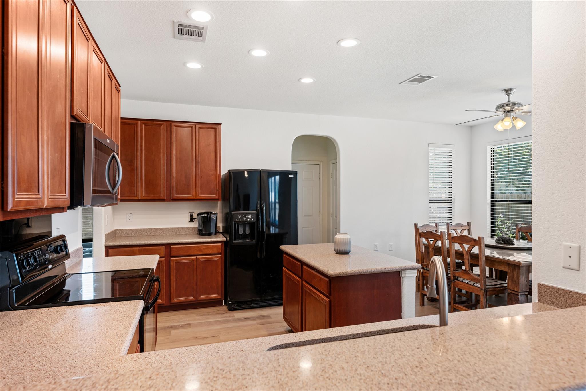 6317 Baythorne Dr Property Photo 12