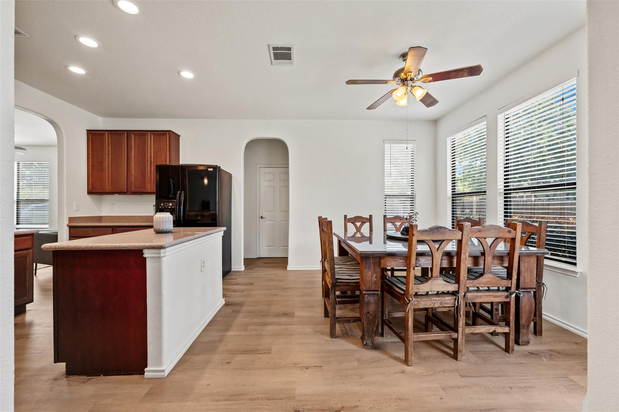 6317 Baythorne Dr Property Photo 13