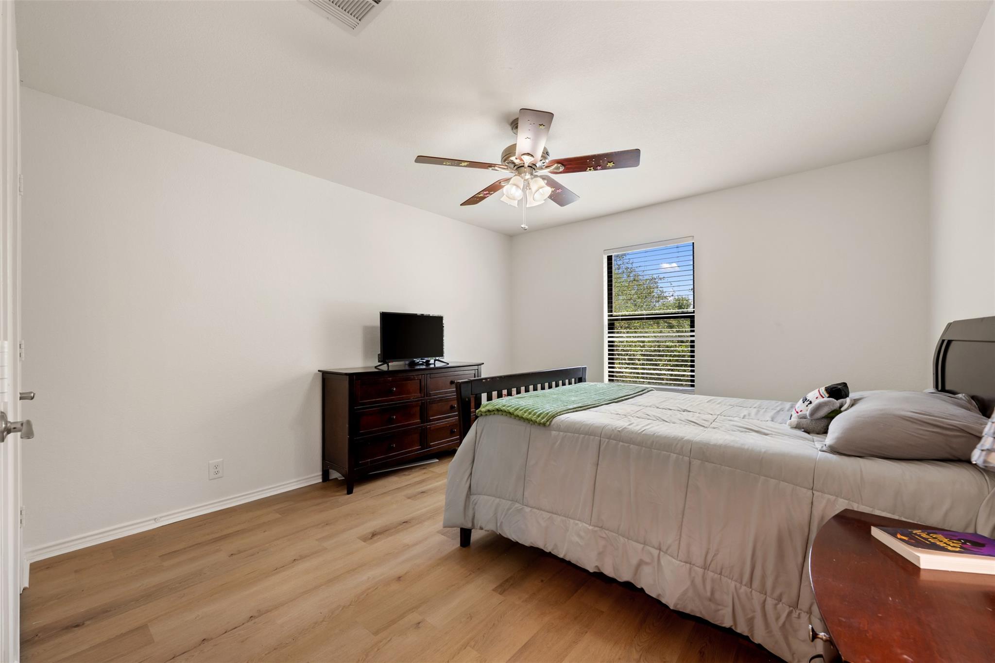 6317 Baythorne Dr Property Photo 26