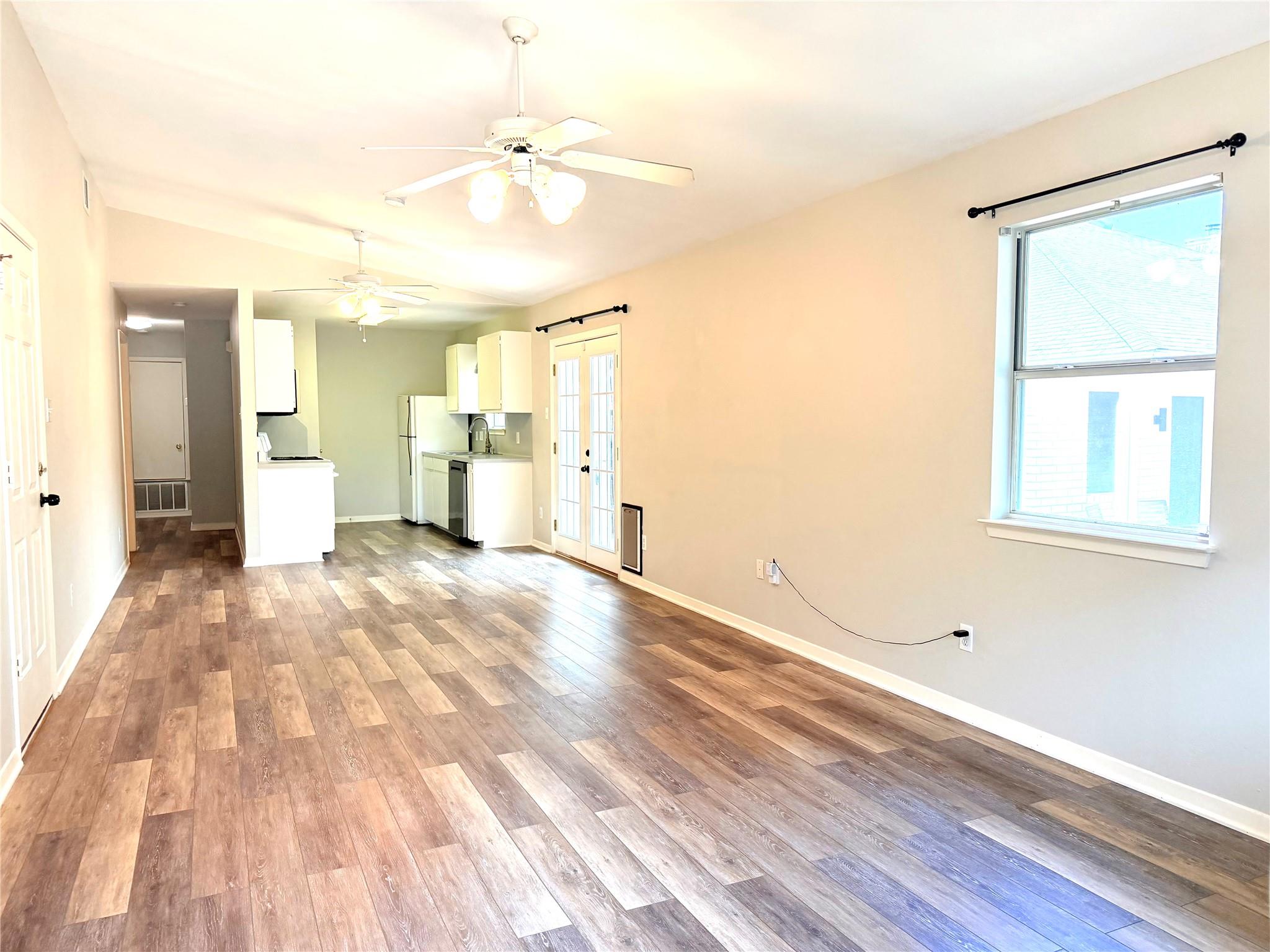 8112 Willet Trail Trl #b Property Photo 2