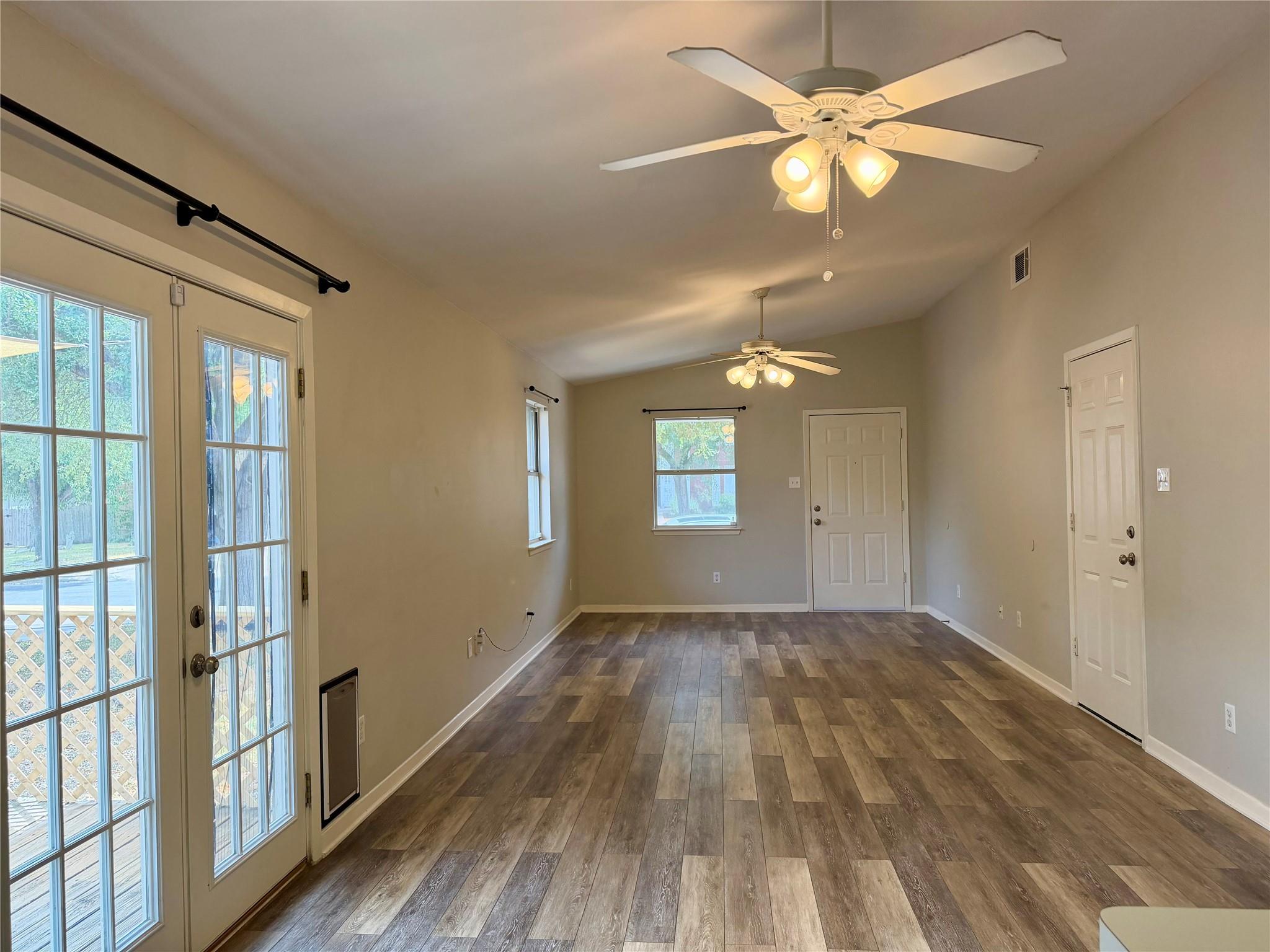 8112 Willet Trail Trl #b Property Photo 6