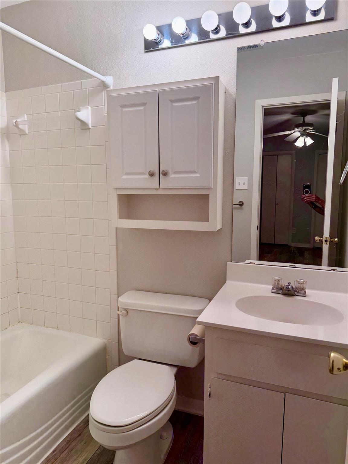 8112 Willet Trail Trl #b Property Photo 7