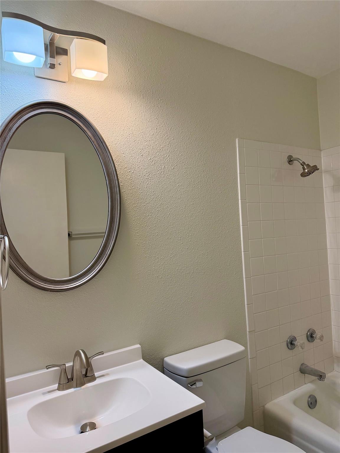 8112 Willet Trail Trl #b Property Photo 16