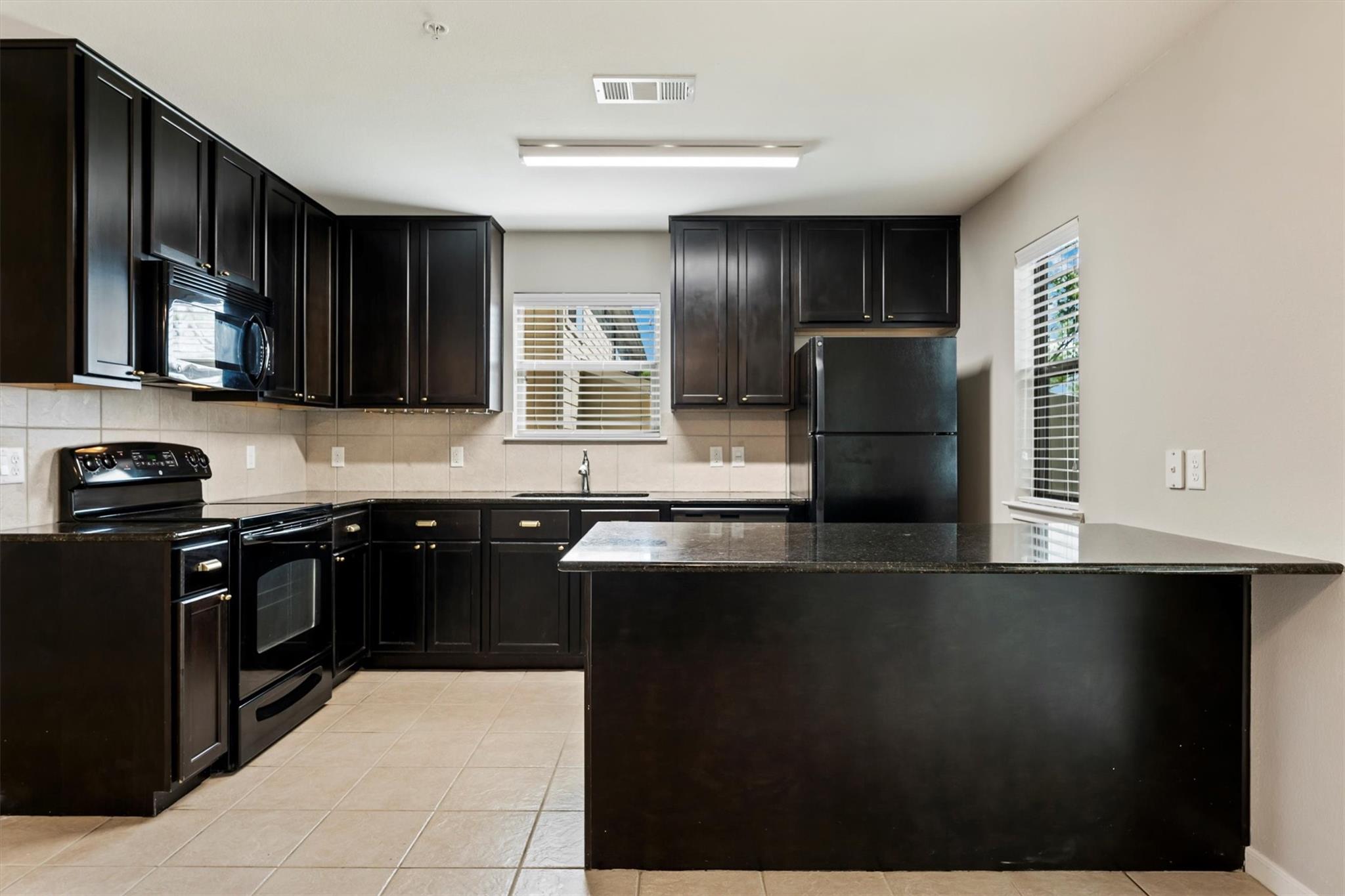 401 Buttercup Creek Blvd 301 Property Photo 8